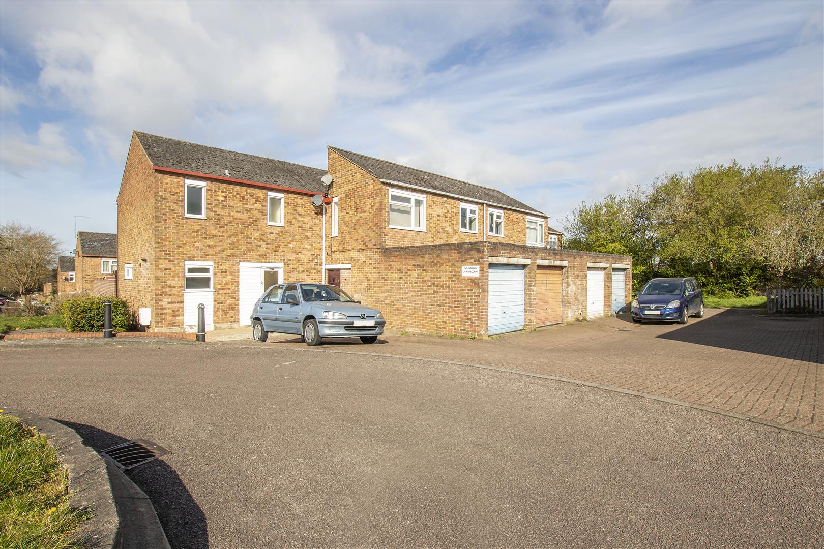 Brockles Mead, Harlow Lanes Estate Agents